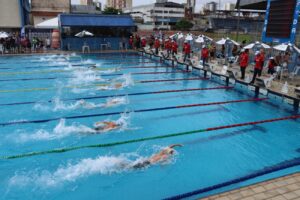 Nadadores lençoenses classificam para etapa nacional