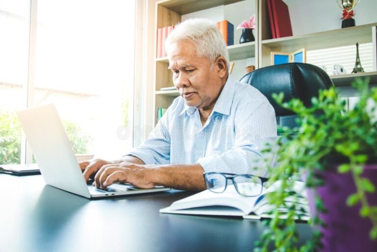 Centro Municipal abre inscrições para informática para terceira idade