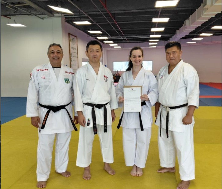 De Lençóis para a Comissão Técnica da Seleção Paulista: Thalita Alves é destaque no Karatê